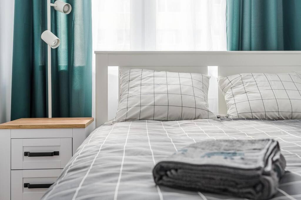 Uroczy Apartament 2 Pokoje - 10 Min Do Morza! Гданск Екстериор снимка
