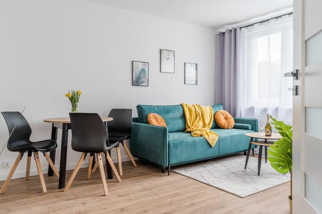 Uroczy Apartament 2 Pokoje - 10 Min Do Morza! Гданск Екстериор снимка