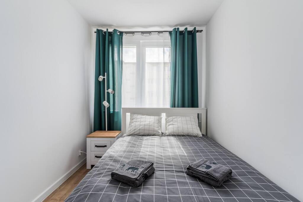 Uroczy Apartament 2 Pokoje - 10 Min Do Morza! Гданск Екстериор снимка
